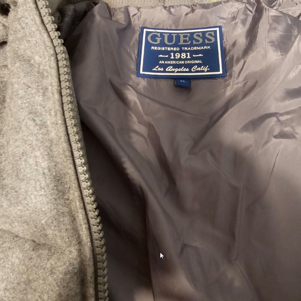 Guess = Quilted Down Filled Jacket With Removable Hood - Picture 10 of 10